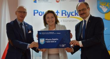 Kolejne pieniądze popłyną do Dęblina