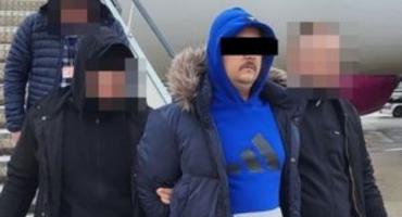 Policjanci zatrzymali 34-latka poszukiwanego 4 listami gończymi