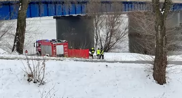 Wpadł do Wisły. Mężczyzna został przewieziony do szpitala